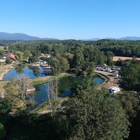 Camping Alsace Les Castors Burnhaupt-le-Haut Dış mekan fotoğraf